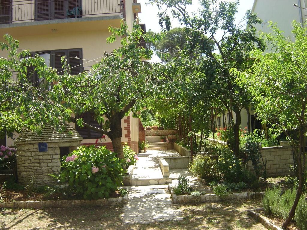 Apartments Grgorinic Pula Exterior foto